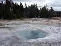 Yellowstone Old faithfull et ses environs (122).JPG